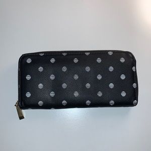 Polka dot wallet